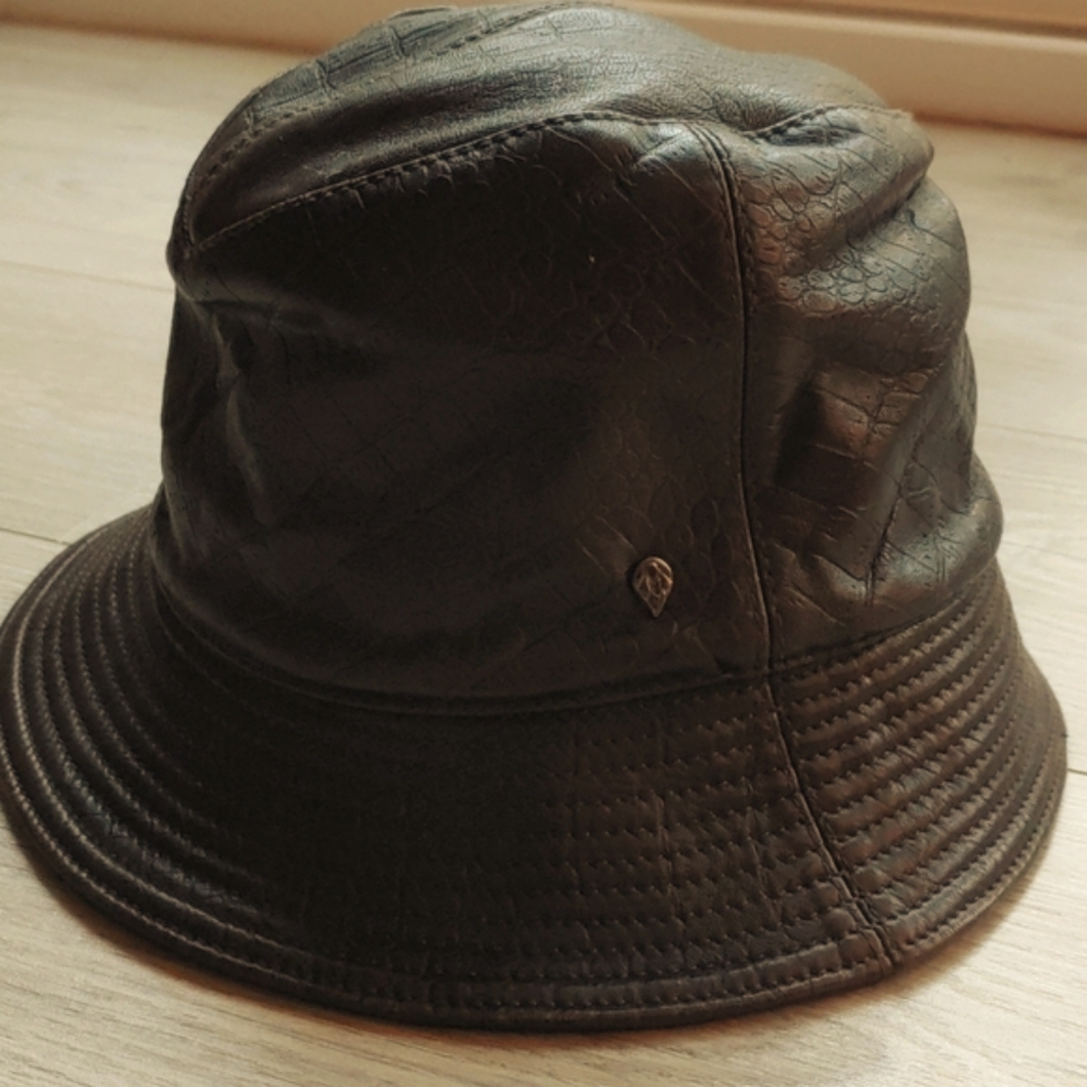 Vintage Helen Kaminski Genuine Leather Bucket Croc Embossed Bucket Hat EUC